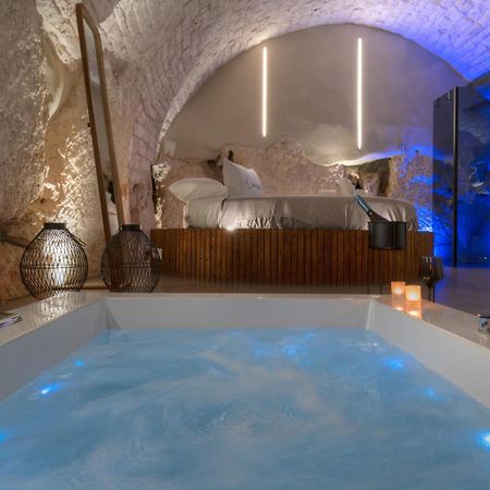 Malolu Luxurysuite Остуни Экстерьер фото