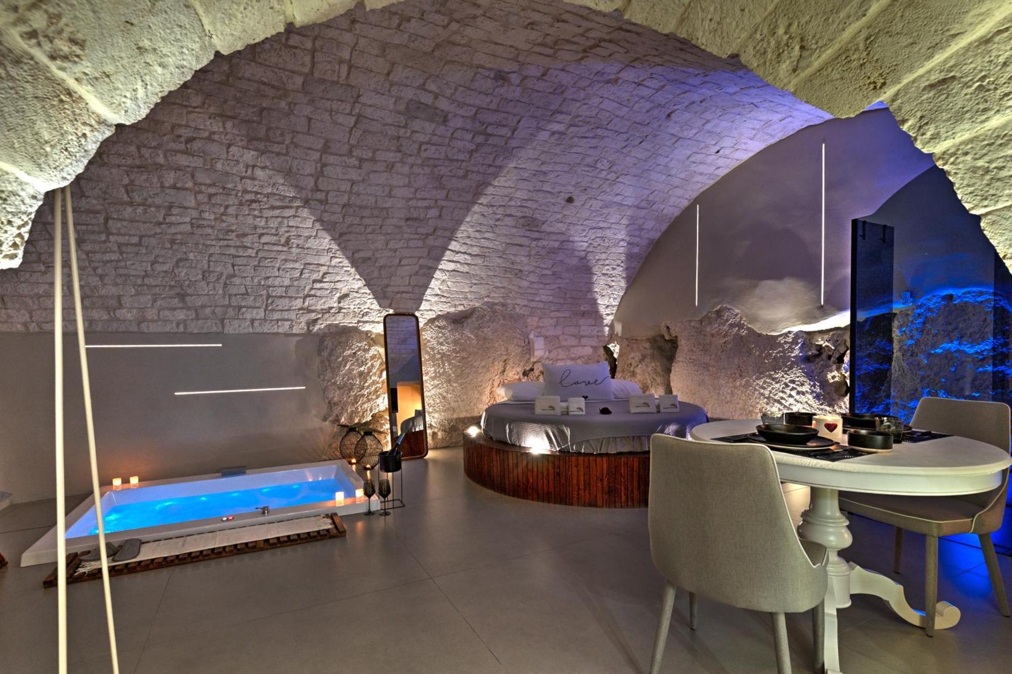 Malolu Luxurysuite Остуни Экстерьер фото