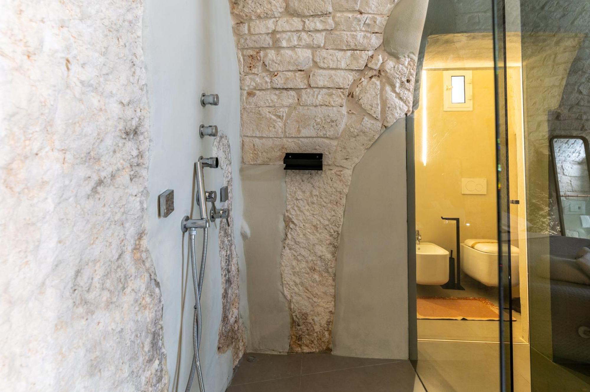 Malolu Luxurysuite Остуни Экстерьер фото