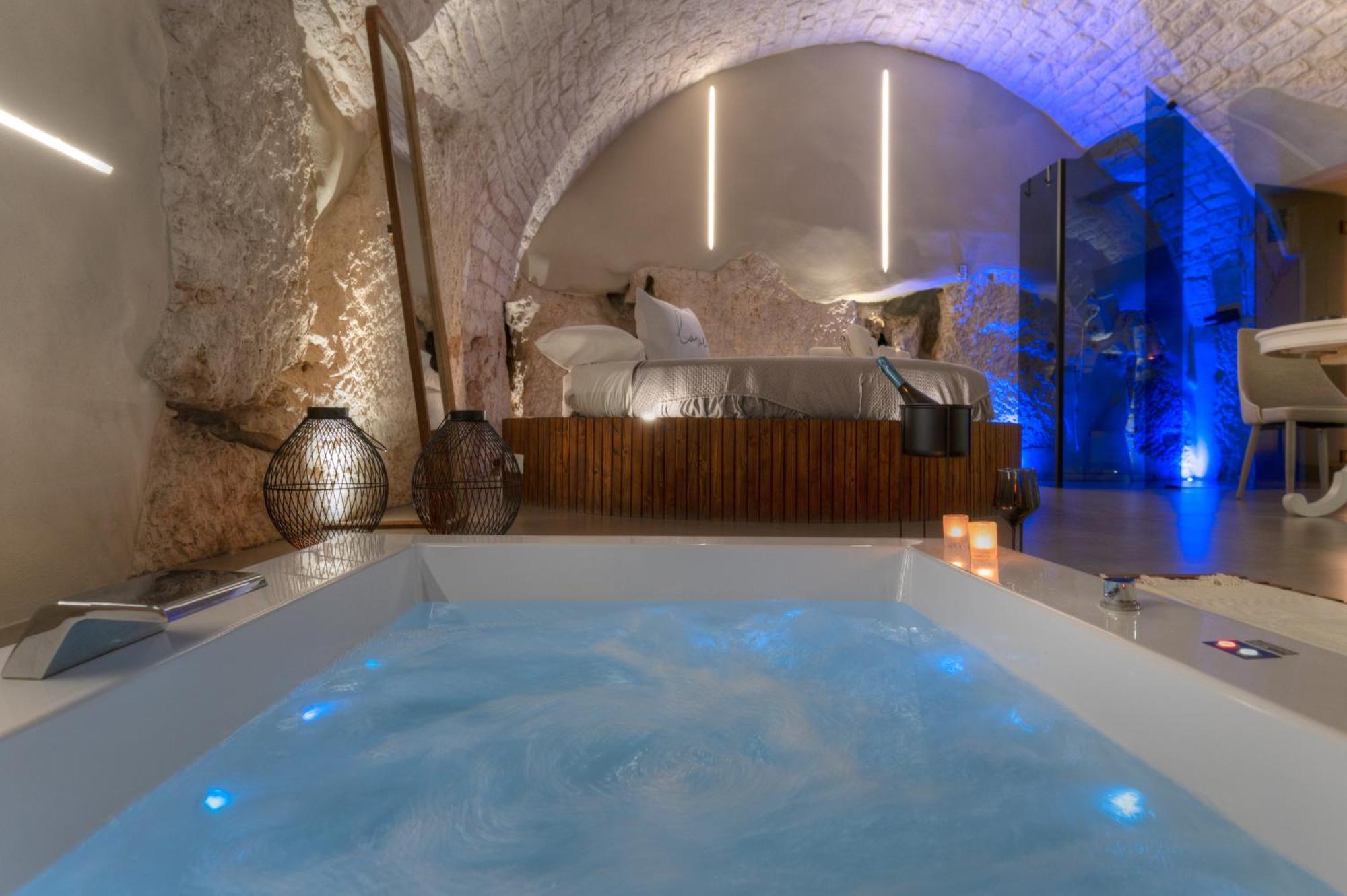 Malolu Luxurysuite Остуни Экстерьер фото