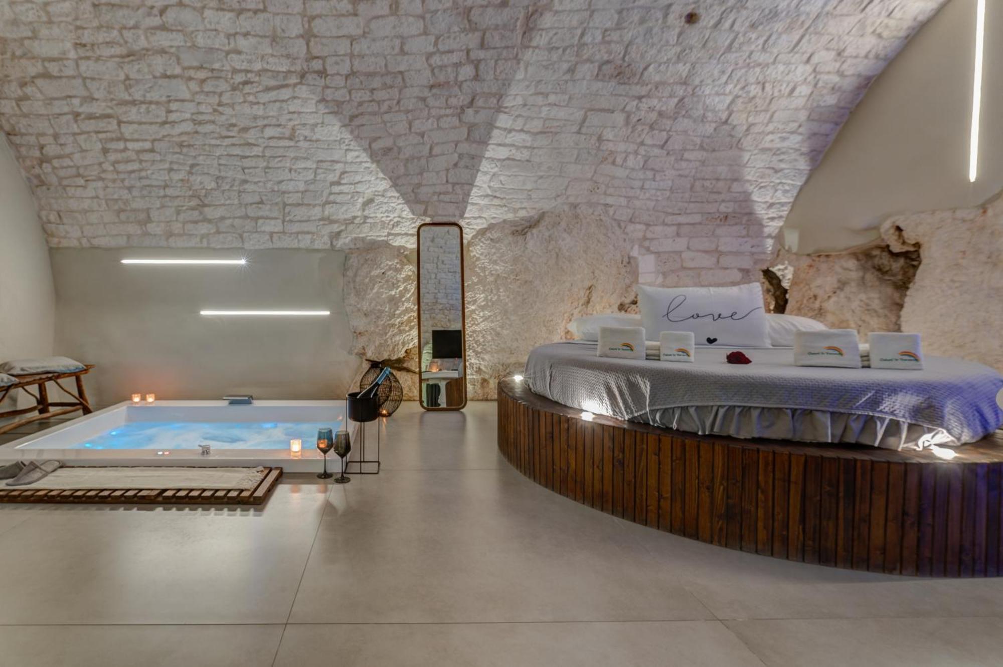 Malolu Luxurysuite Остуни Экстерьер фото