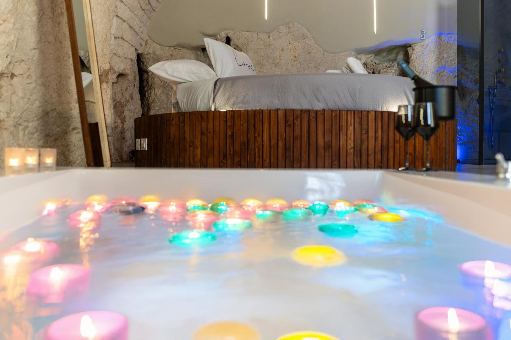 Malolu Luxurysuite Остуни Экстерьер фото