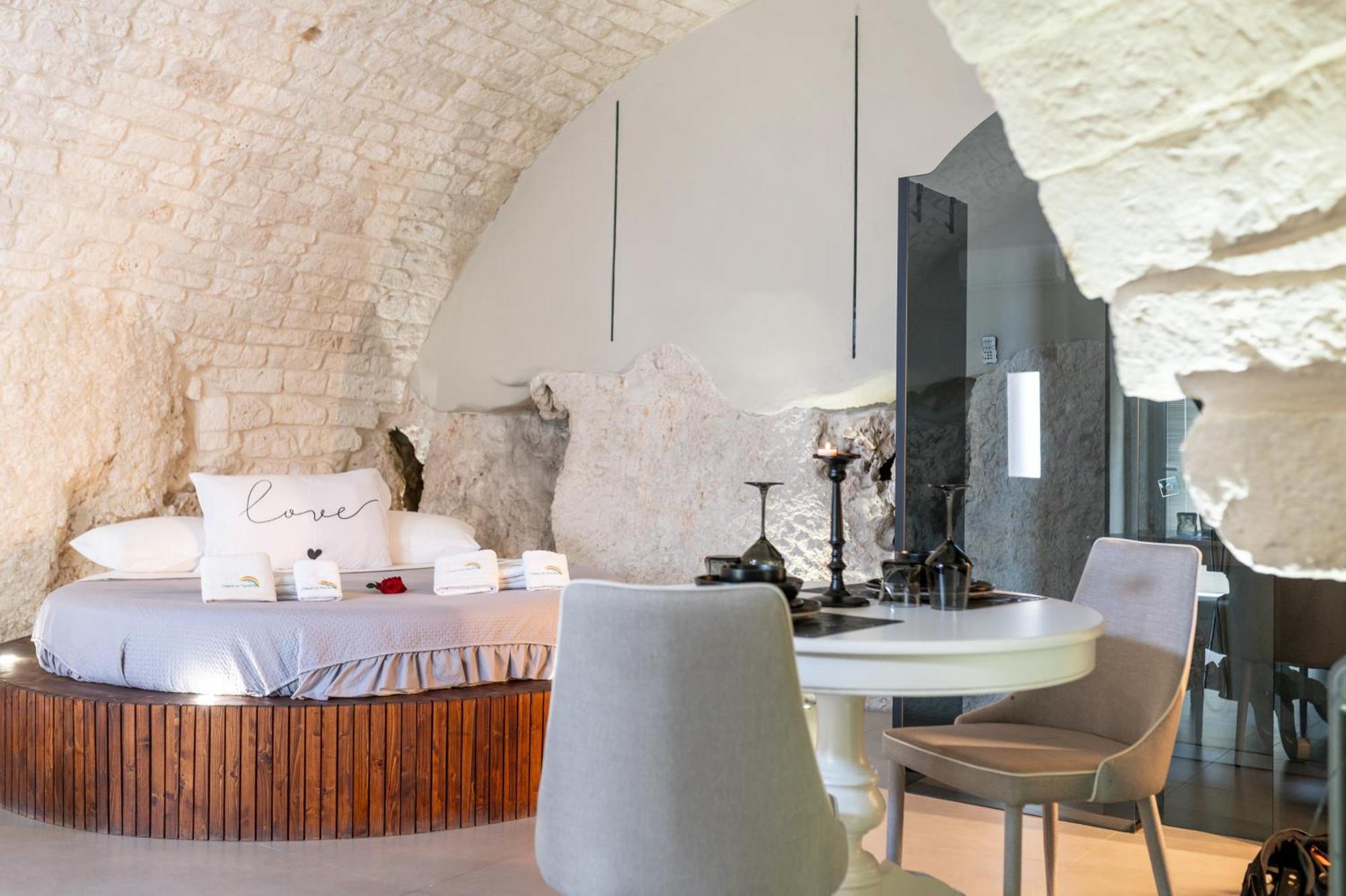 Malolu Luxurysuite Остуни Экстерьер фото